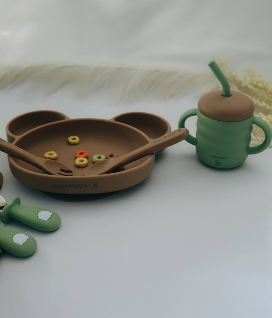 Σετ Φαγητού Panda with 3 sections plate από σιλικόνη με αντιολισθητική βάση (8τμχ)17 Σετ Φαγητού "Panda with 3 sections plate" από σιλικόνη με αντιολισθητική βάση (8τμχ)