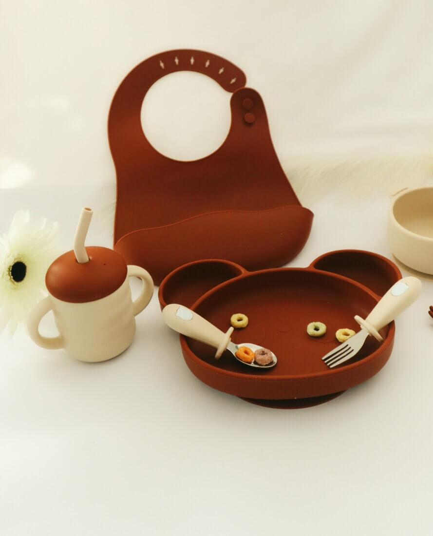 Σετ Φαγητού Panda with 3 sections plate από σιλικόνη με αντιολισθητική βάση (8τμχ)2 Σετ Φαγητού "Panda with 3 sections plate" από σιλικόνη με αντιολισθητική βάση (8τμχ)