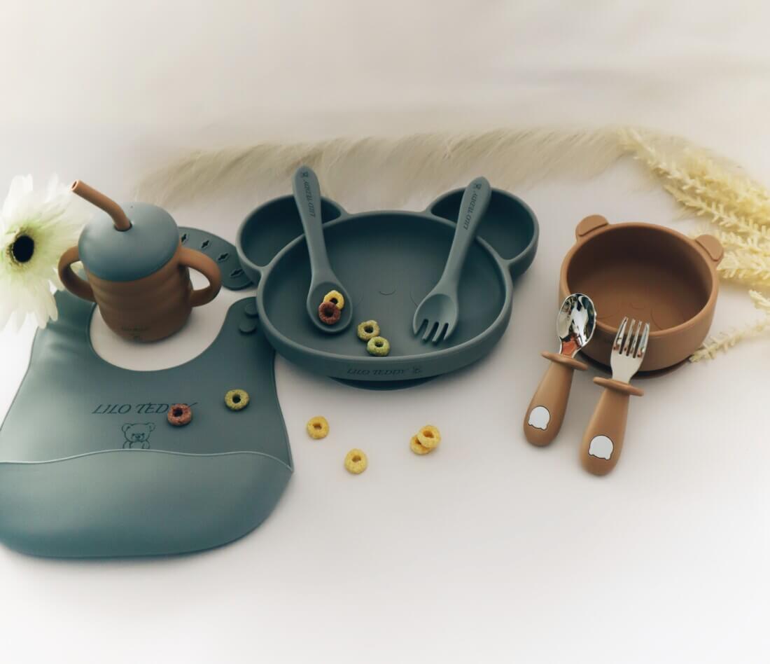 Σετ Φαγητού Panda with 3 sections plate από σιλικόνη με αντιολισθητική βάση (8τμχ)8 Σετ Φαγητού "Panda with 3 sections plate" από σιλικόνη με αντιολισθητική βάση (8τμχ)