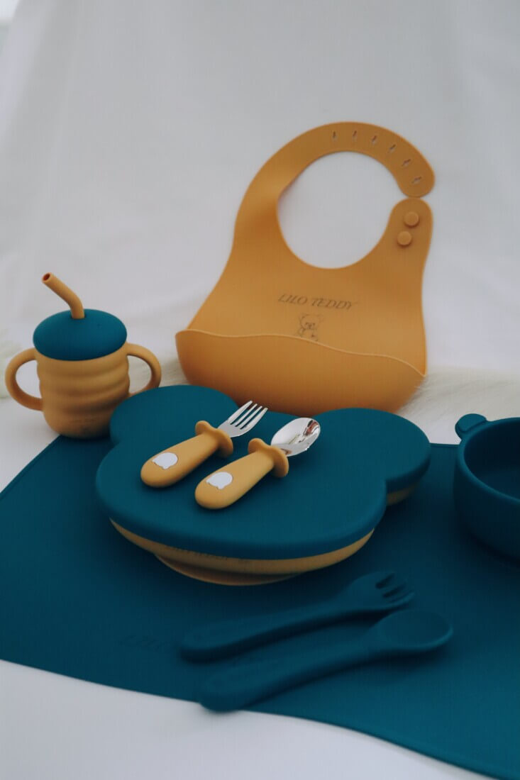 Σετ Φαγητού "Panda with 3 sections plate με καπάκι" από σιλικόνη με αντιολισθητική βάση (10 τμχ) Σετ Φαγητού "Panda with 3 sections plate με καπάκι" από σιλικόνη με αντιολισθητική βάση (10 τμχ)