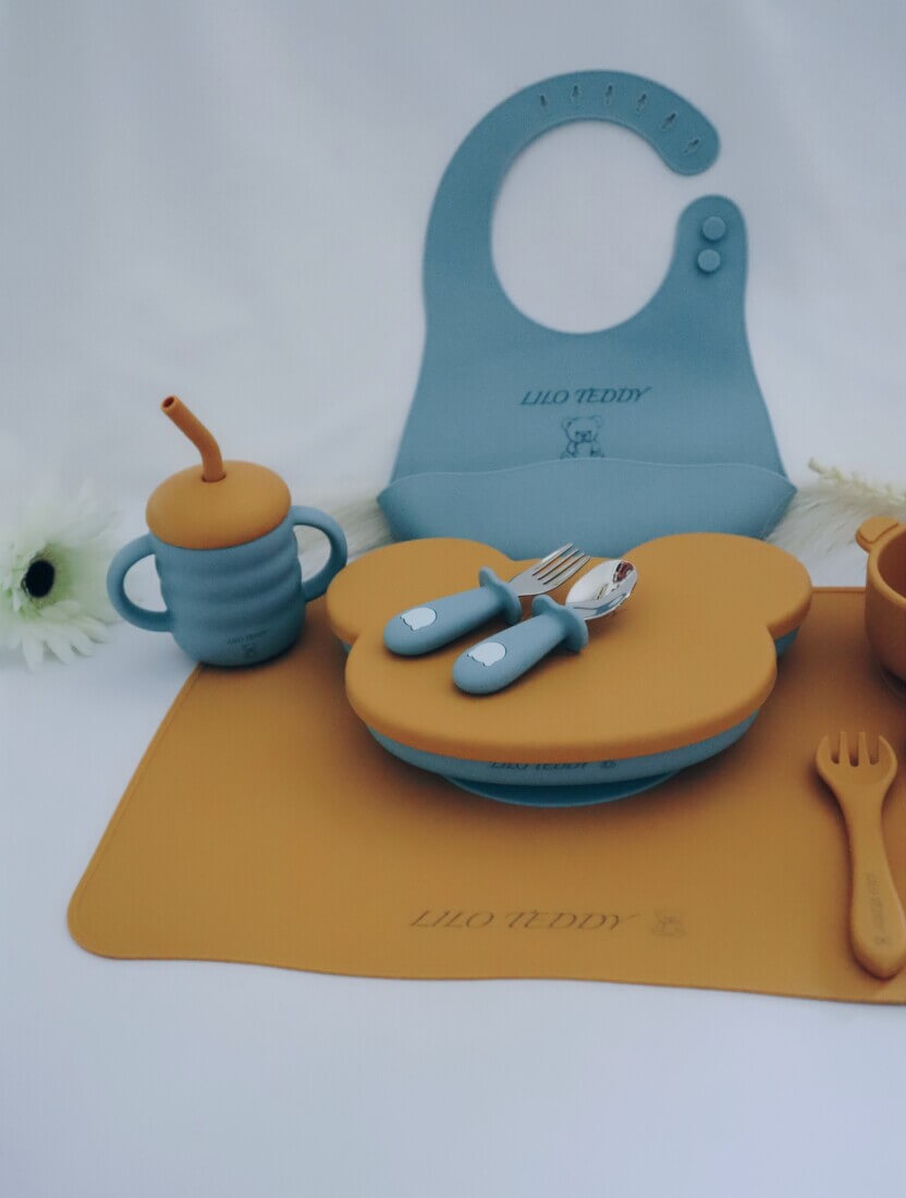 Σετ Φαγητού "Panda with 3 sections plate με καπάκι" από σιλικόνη με αντιολισθητική βάση (10 τμχ) Σετ Φαγητού "Panda with 3 sections plate με καπάκι" από σιλικόνη με αντιολισθητική βάση (10 τμχ)