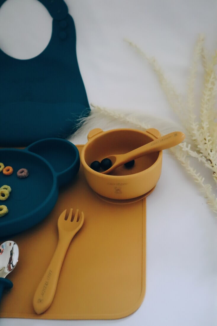 Σετ Φαγητού "Panda with 3 sections plate με καπάκι" από σιλικόνη με αντιολισθητική βάση (10 τμχ) Σετ Φαγητού "Panda with 3 sections plate με καπάκι" από σιλικόνη με αντιολισθητική βάση (10 τμχ)