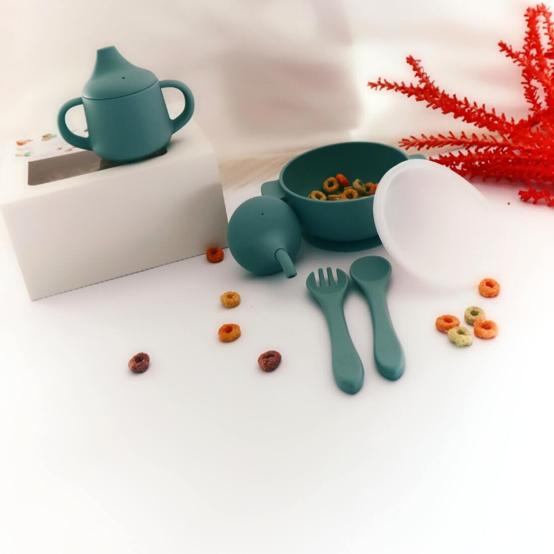 Παιδικό μπoλ σιλικόνης με αντιολισθητική βάση 315ml και καπάκι, Κουταλάκι, Πιρουνάκι και Μπιμπερό (3 σε 1)