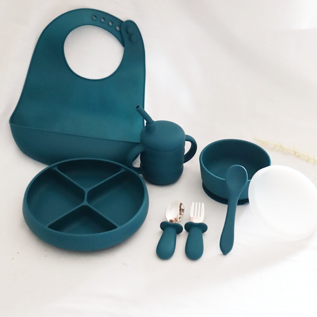 Σετ Φαγητού “4 sections plate” από σιλικόνη με αντιολισθητική βάση (7τμχ)