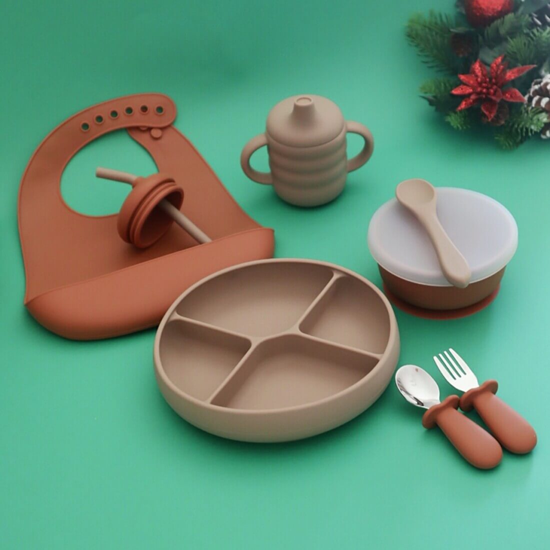 Σετ Φαγητού “4 sections plate” από σιλικόνη με αντιολισθητική βάση (8τμχ)